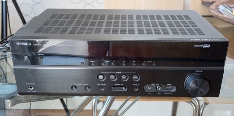 Yamaha RX-V373 Black Receiver Amplifier for 5.1 AV Systems With Remote