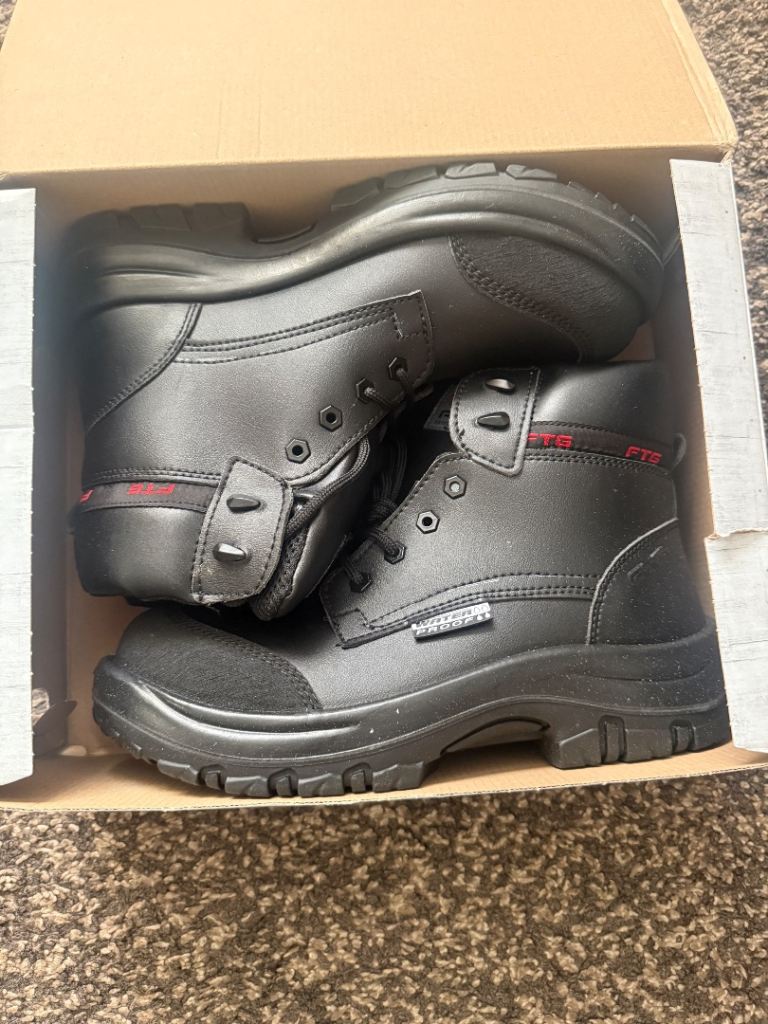 FTG Safety Shoes – Black, Brand New in Box