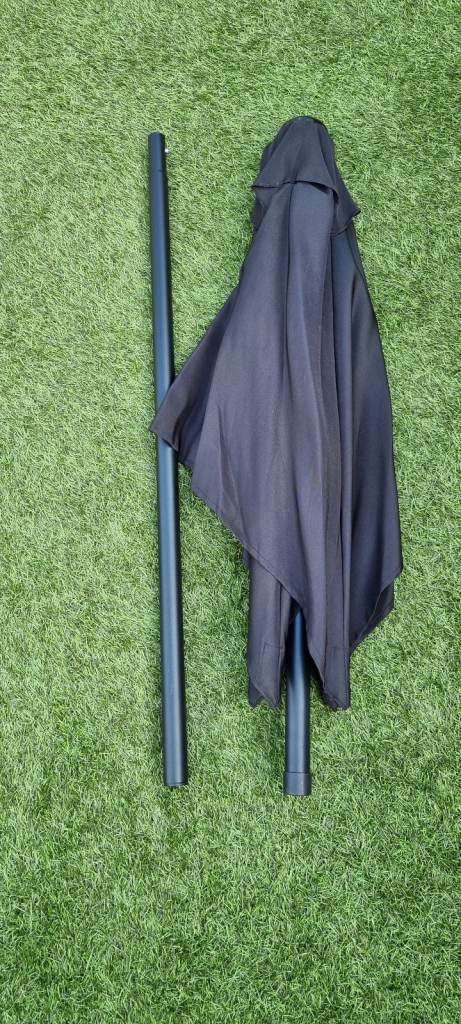 Garden Parasol Brand knew