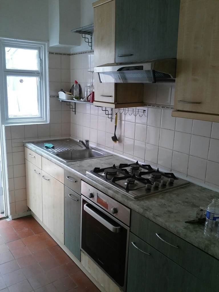 House To Let in Walthamstow, close to Blackhorse road station. 