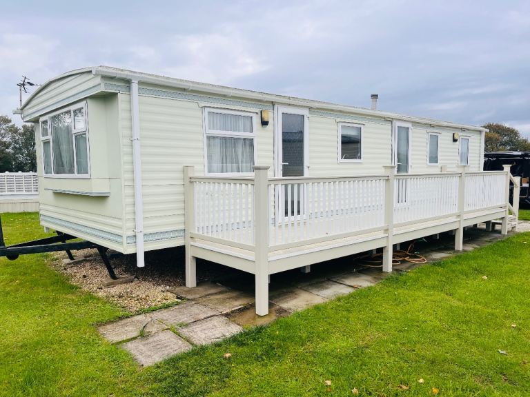 Caravan Static (3 bedrooms / 2 bathrooms)