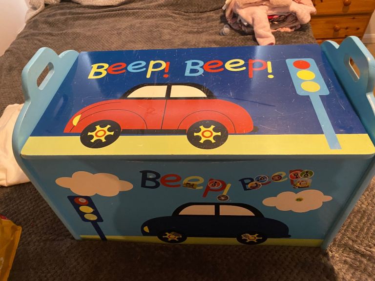 Kids Wooden Toy Storage Chest – Beep Beep Car Design
