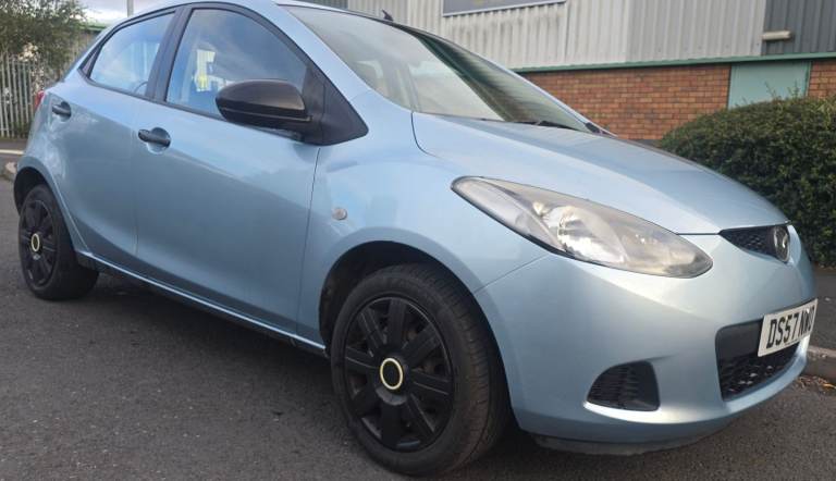 Mazda2 1.3 5dr Volkswagen  Ford Vauxhall toyota nissan honda hyundai renault peugeot skoda 