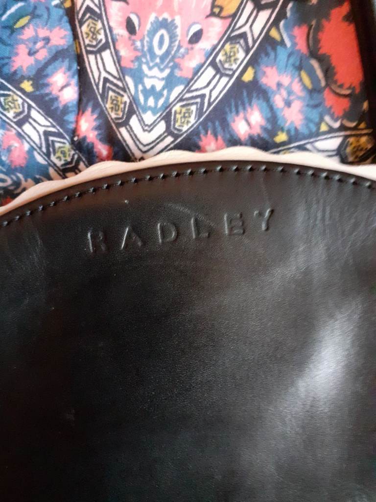 BEAUTIFUL VINTAGE BAGS - OFFERS - SOME NEVER USED - COLLECTABLES  FOR EVENTS - LADIES BAGS BEAUTIFUL