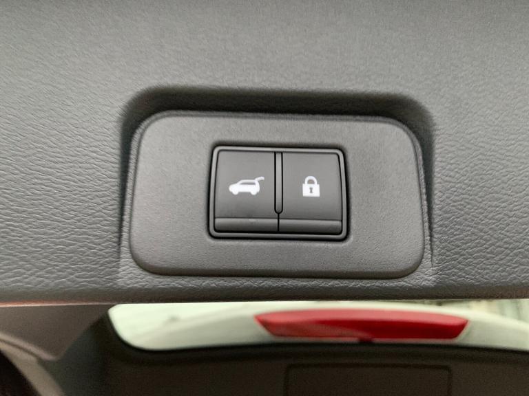 2025 Nissan X-Trail 1.5 E-Power E-4orce 213 N-Connecta 5dr Auto HATCHBACK PETROL/ELECTRIC Automatic