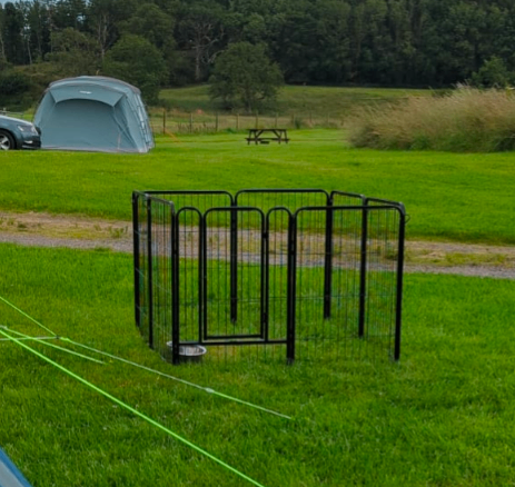 Brand new pet/dog pen 