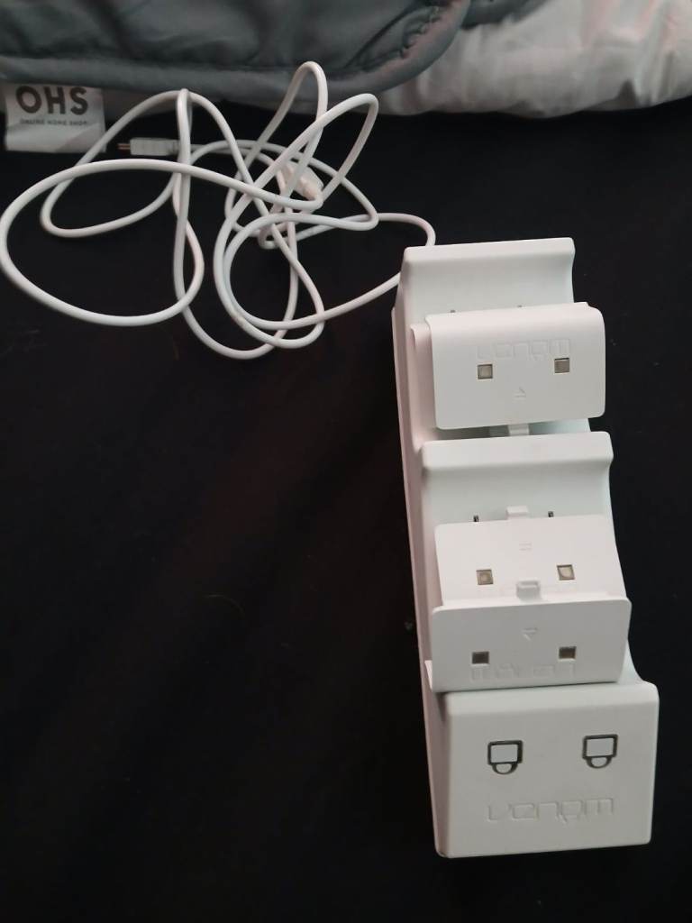 Xbox charger 