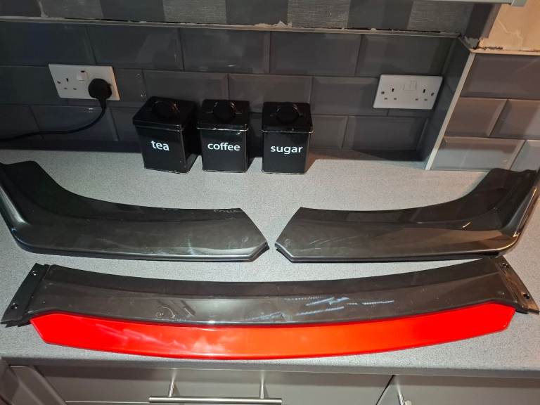 Universal front splitter 