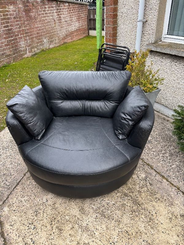 Free Large swivel cuddle chair