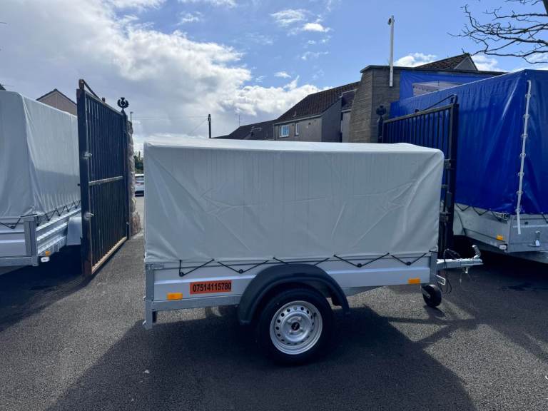 BRAND NEW 6FT X 4FT SINGLE AXLE CAMPING TRAILER WITH FRAME AND COVER 750KG