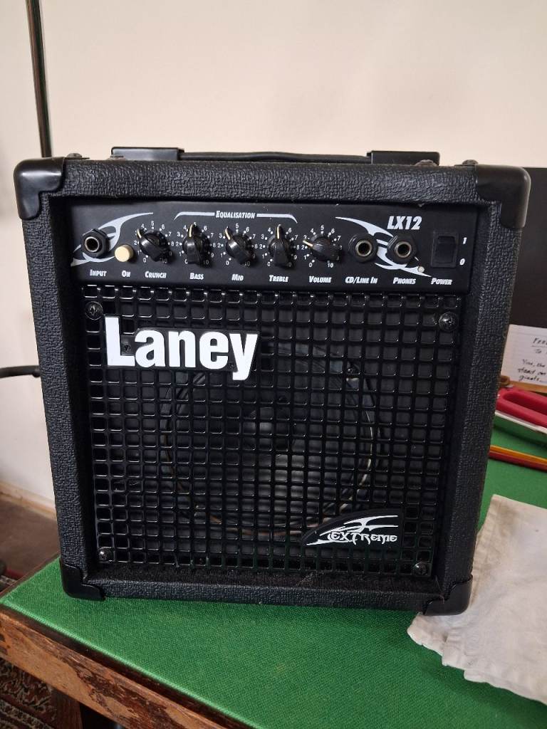 LX12 Laney Amplifier