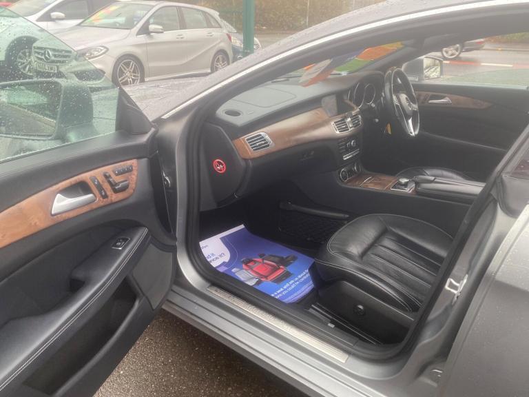 2013 Mercedes-Benz CLS 3.0 CLS350 CDI V6 BlueEfficiency AMG Sport Coupe G-Tronic+ Euro 5 4dr COUP...
