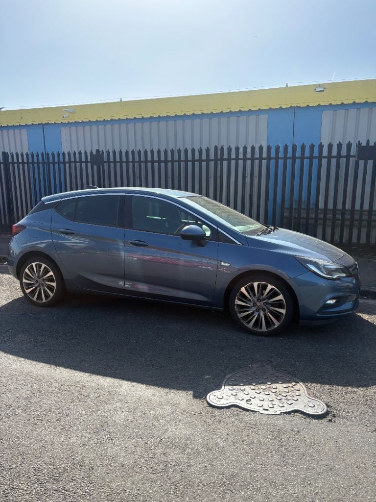SPARES OR REPAIR – NON RUNNER Vauxhall, ASTRA, Hatchback, 2015, Manual, 1598 (cc), 5 doors