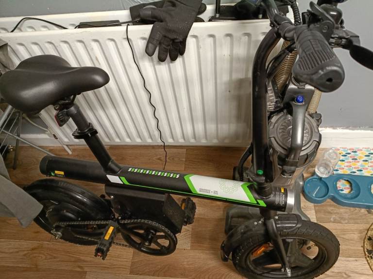 Electric Folding Bike – Black with Green Accents, excellent Condition