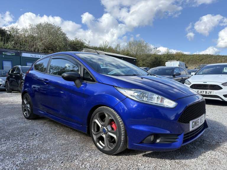 2015 Ford Fiesta 1.6 EcoBoost ST-2 3dr HATCHBACK PETROL Manual