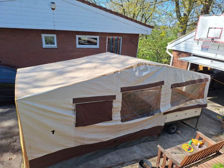 Trailer tent 