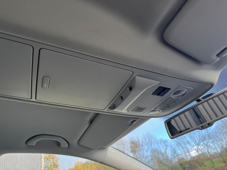 VOLKSWAGEN TOURAN/ 7x SEATER/ FRESH SERVICE & MOT