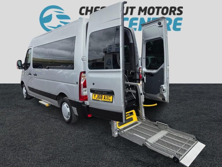 Renault Master Automatic WAV Wheelchair Access L2H2 MWB 12K Miles 2018