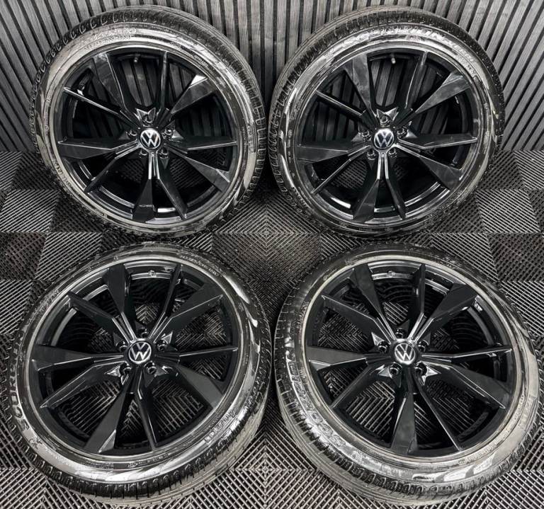 20'' GENUINE VW TIGUAN R LINE BLACK MISANO ALLOY WHEELS TYRES ALLOYS