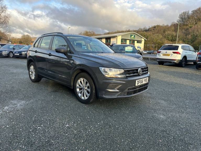 2016 Volkswagen Tiguan 2.0 TDI BlueMotion Tech S SUV 5dr Diesel Manual Euro 6 (s/s) (150 ps) ESTA...