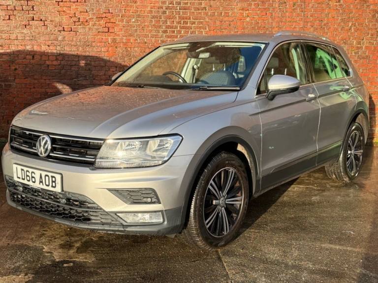 2016 66 VOLKSWAGEN TIGUAN 2.0 TDI BLUEMOTION TECH SE NAVIGATION SUV 5DR DIESEL D