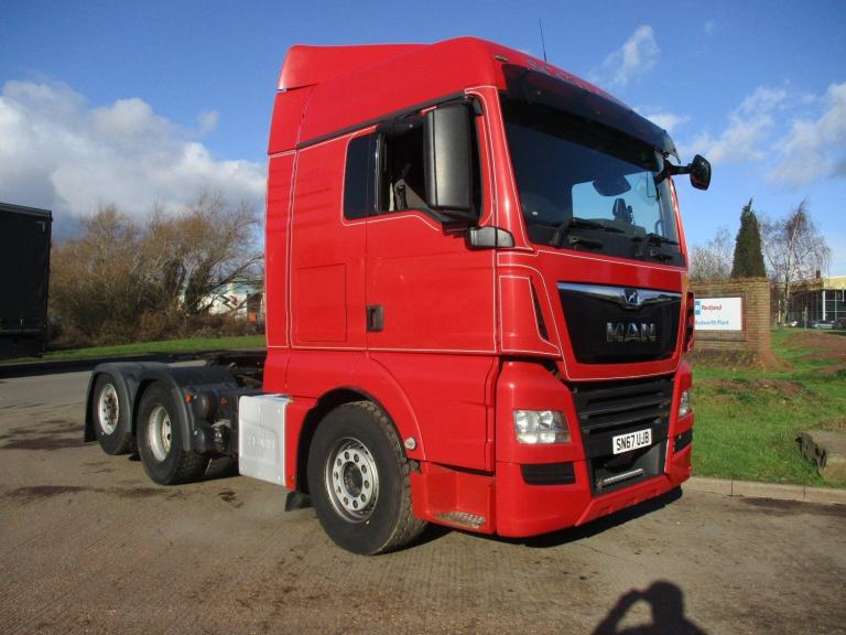 MAN TGX 26.460 2017 (67) 6X2 REAR LIFT TAG AXLE TRACTOR UNIT