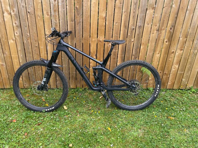 Canyon Strive CF 5.0 2019 XL Enduro Mountain Bike