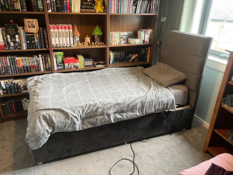 Electric adjustable single bed