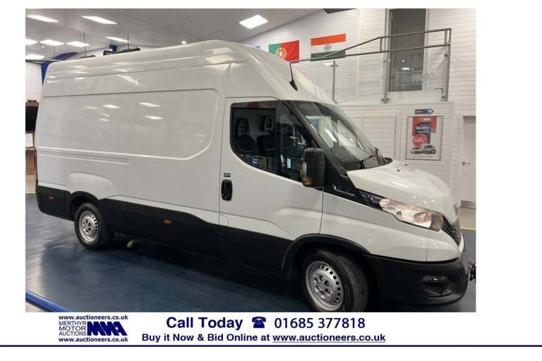 2022 Iveco Daily 35S14 2.3TD 136PS AUTO 3520WB MWB HIGH ROOF VAN (EURO 6). ----------------- PANE...