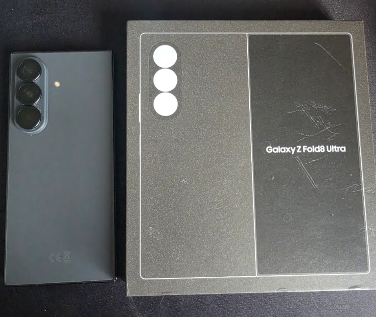 Samsung Galaxy Z Fold 8 Ultra 1TB - Graphite Grey - Pristine Condition