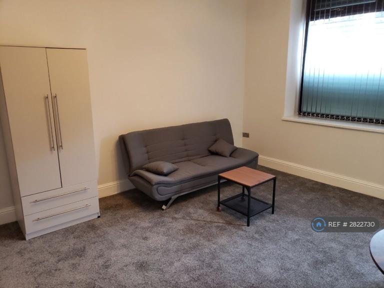 Studio flat in Colne Road, Brierfield, Nelson, BB9 (#2822730)