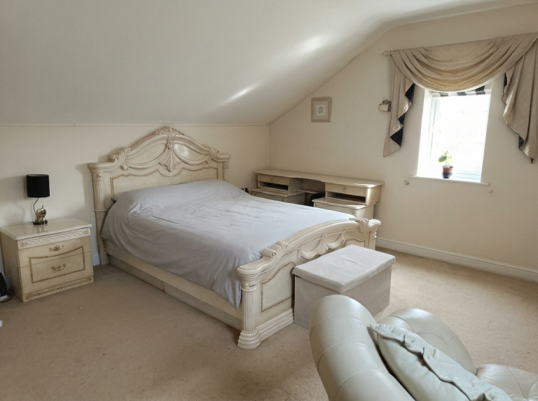 Solihull (B90) Large Double Room £625 PCM