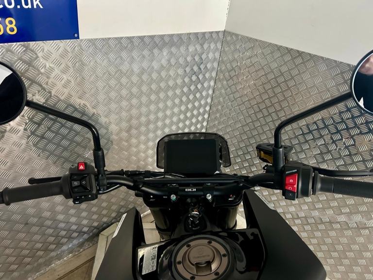 HUSQVARNA 801 SVARTPILEN 2025, ONLY 1 OWNER & 1,111 MILES!! SAVE £'S ON NEW