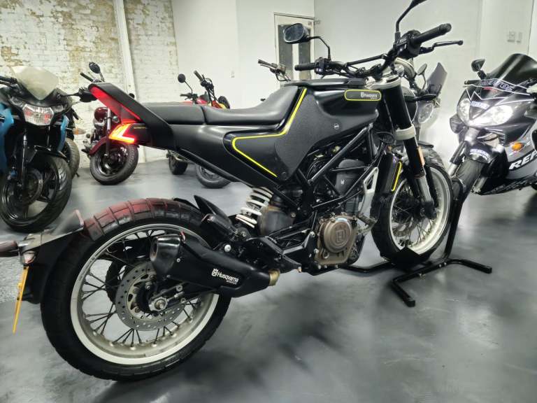 Husqvarna SVARTPILEN 401 2019