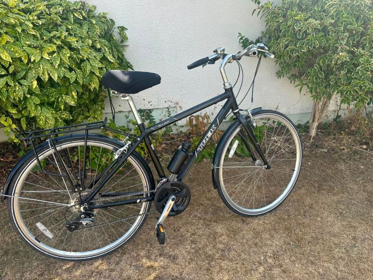 Trek 21 slows adjust hybrid bike like new only £100