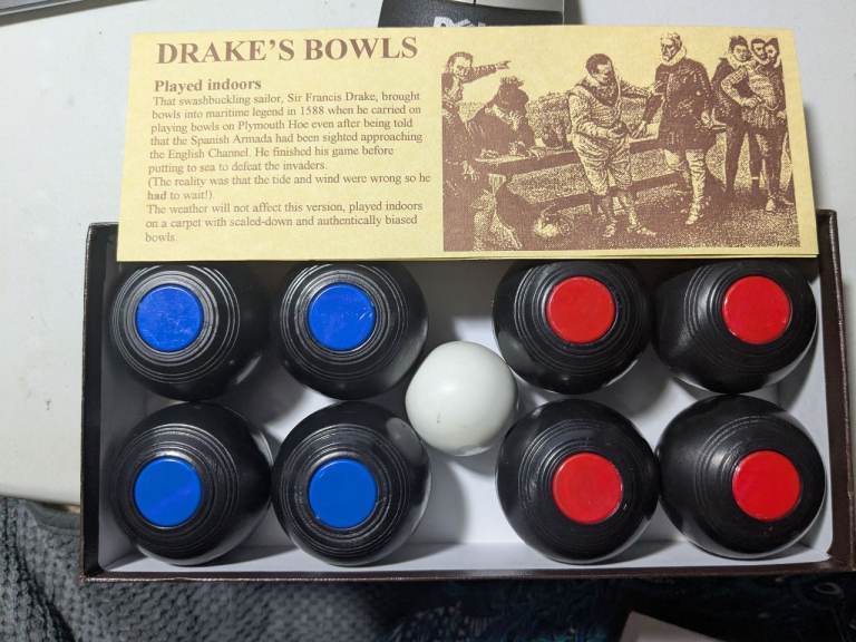 Drakes Pride Home Carpet Bowls boxed set