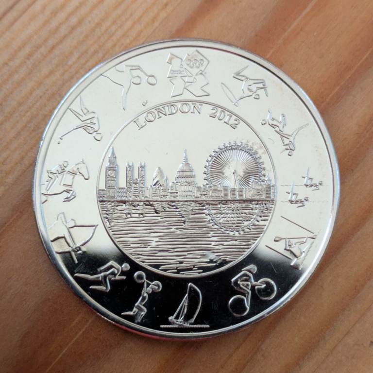 £5 FIVE POUNDS 2012 - Olympics London coin 