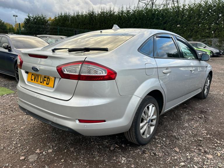 2011 Ford Mondeo 2.0 Zetec 5dr HATCHBACK Petrol Manual