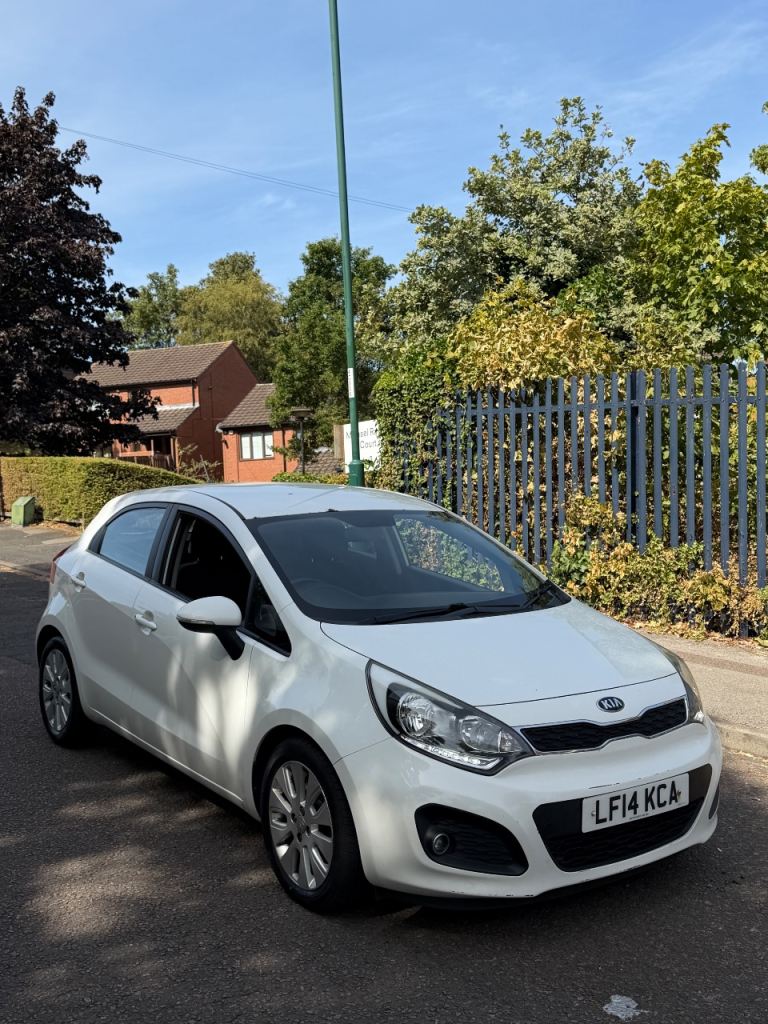 Kia, RIO, Hatchback, 2014, Manual, 1396 (cc), 5 doors