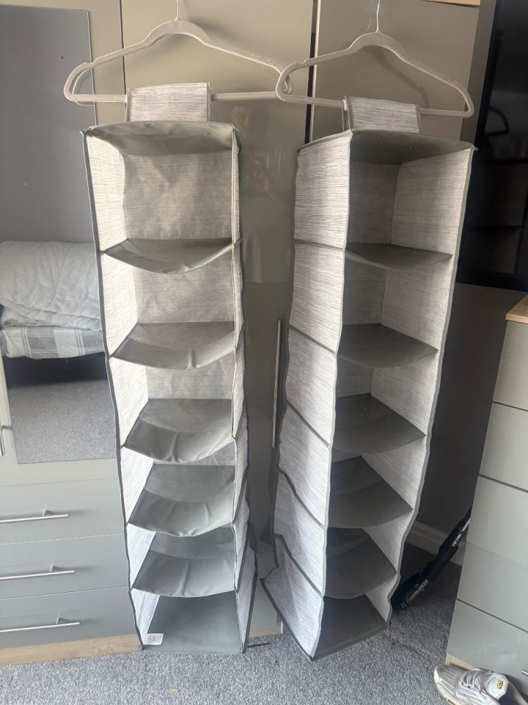 Wardrobe closet organisers 