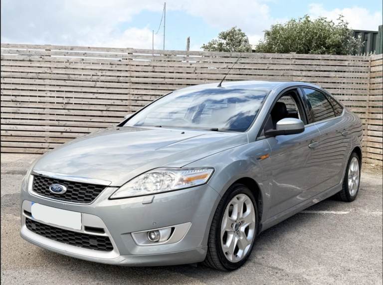 Rare Ford Mondeo MK4 Titanium X Sport Front Bumper 07-10 