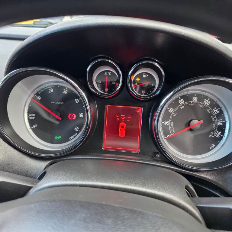 VAUXHALL ASTRA J ESTATE EXCLUSIV FACELIFT MODEL 1.7 DIESEL 110 BHP YEAR 2013 £20 ROAD TAX HPI CLEAR!