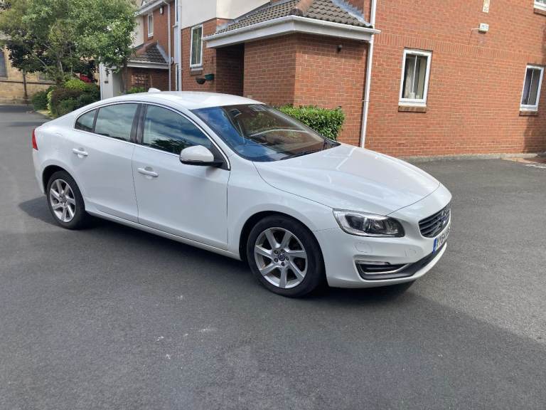 VOLVO S60 2.0 SE LUX NAV D3 AUTOMATIC 4 DOOR SALOON