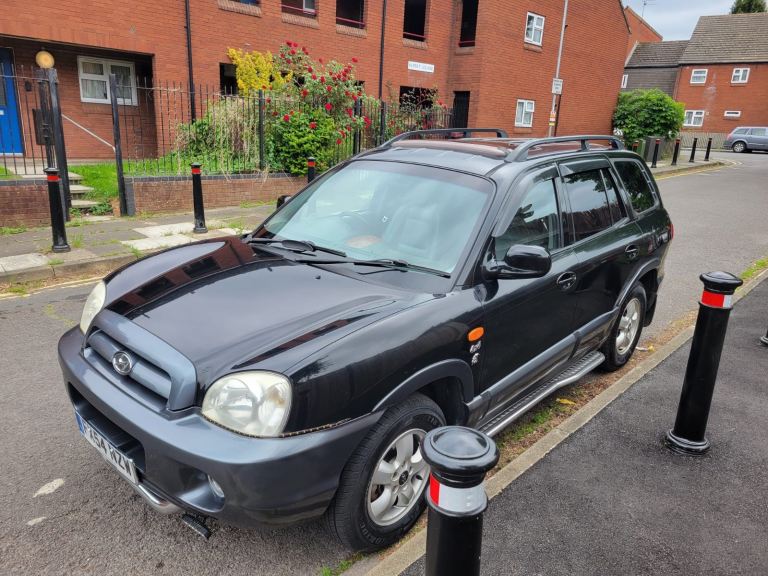 Hyundai Santa Fe**Automatic/Long M.O.T**