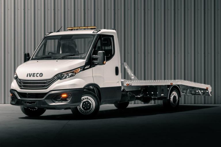 2026 IVECO DAILY RECOVERY TRUCK 180BHP AUTOMATIC CONNECT PACK FULLY LOADED