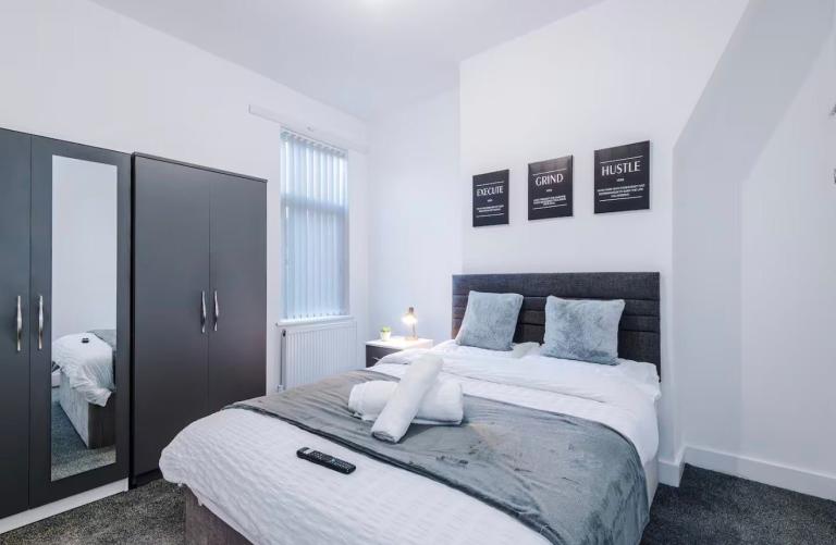 2 Bedroom 1 bathroom for rent