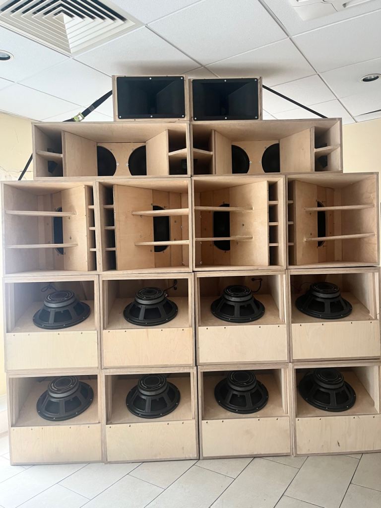 Full Soundsystem Rig- High Output, Powerful Bass