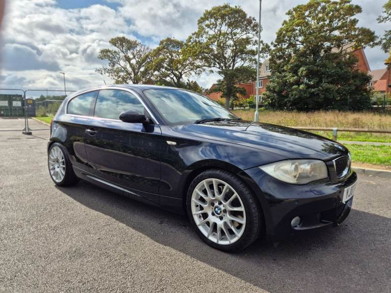 BMW 130i, 1 SERIES, Hatchback, 2007, Manual, 2996 (cc), 3 doors