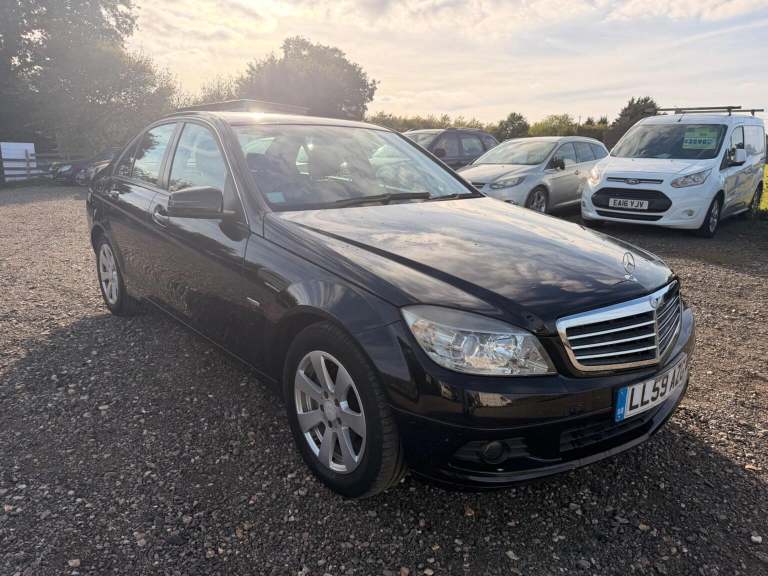 MERCEDES-BENZ C CLASS 1.6 C180K BlueEfficiency SE Euro 4 4dr (black) 2009