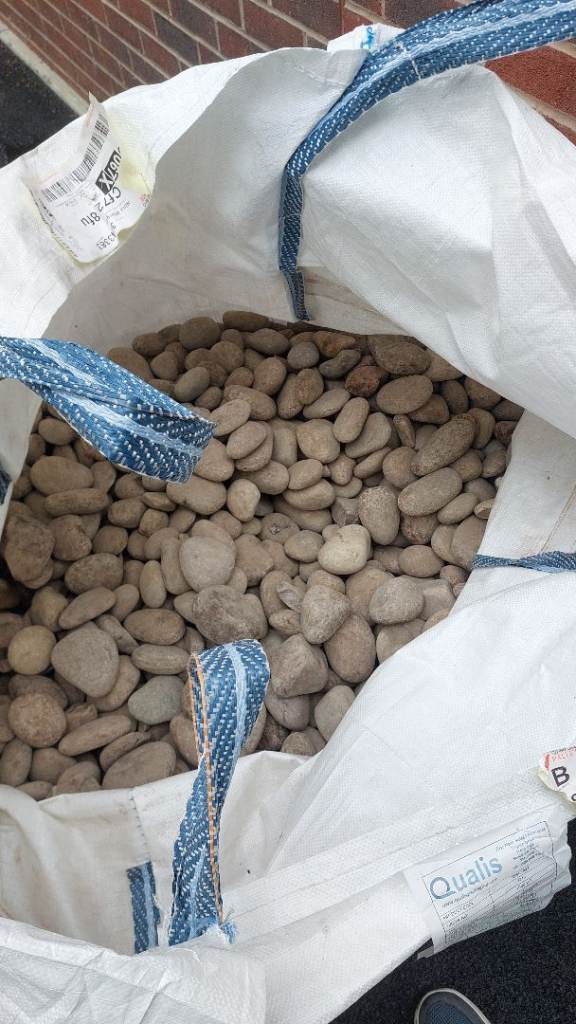 Decorative Scottish Cobbles / Pebbles 50–80mm – Approx 200kg – Garden Landscaping